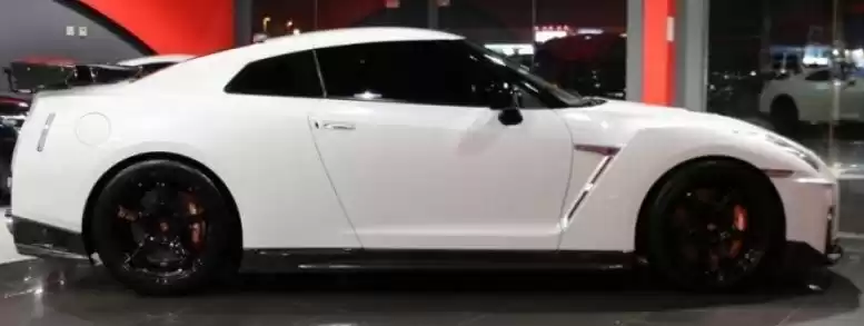 Использовал Nissan GT-R Продается в Дубай #17007 - 1  image 