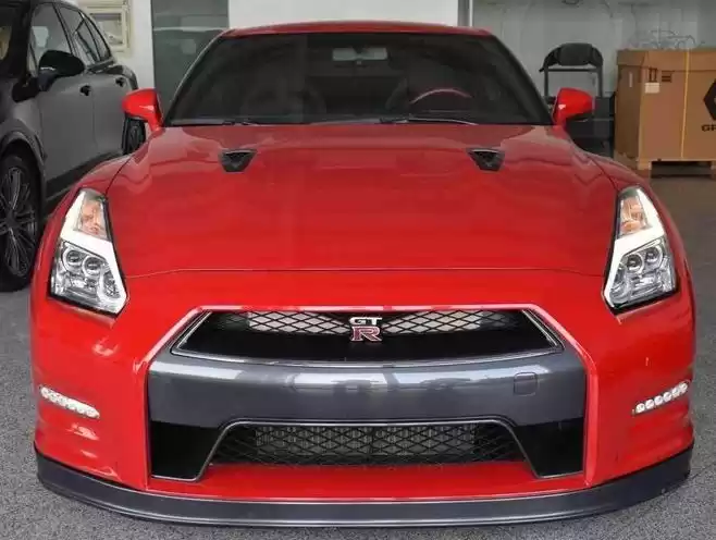 مستعملة Nissan GT-R للبيع في دبي #17013 - 1  صورة 