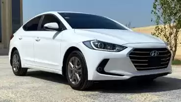 مستعملة Hyundai Elantra للبيع في دبي #17147 - 1  صورة 