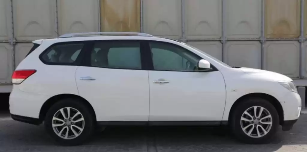 Использовал Nissan Pathfinder Продается в Дубай #17159 - 1  image 