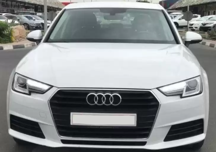 Использовал Audi A4 Продается в Дубай #17261 - 1  image 