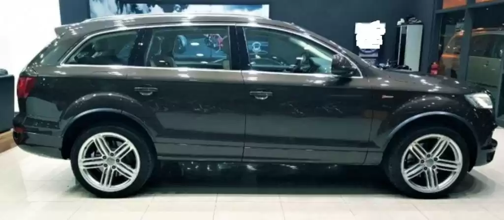 مستعملة Audi Q7 للبيع في دبي #17281 - 1  صورة 