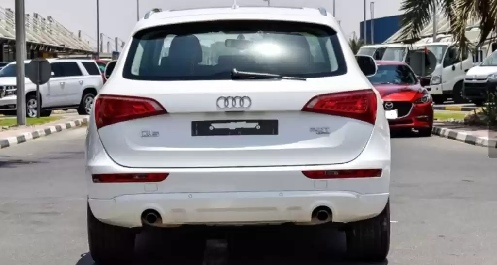 Использовал Audi Q5 Продается в Дубай #17290 - 1  image 