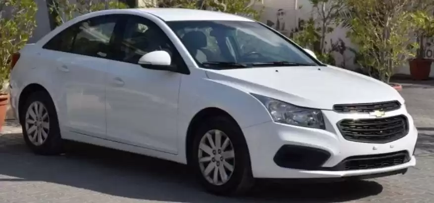 مستعملة Chevrolet Cruze للبيع في دبي #17512 - 1  صورة 