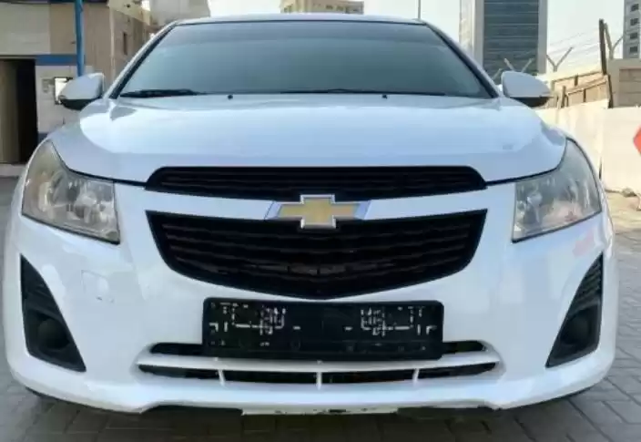 مستعملة Chevrolet Cruze للبيع في دبي #17514 - 1  صورة 