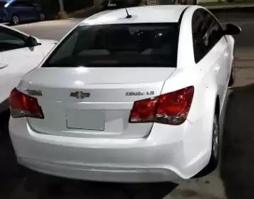 مستعملة Chevrolet Cruze للبيع في دبي #17515 - 1  صورة 
