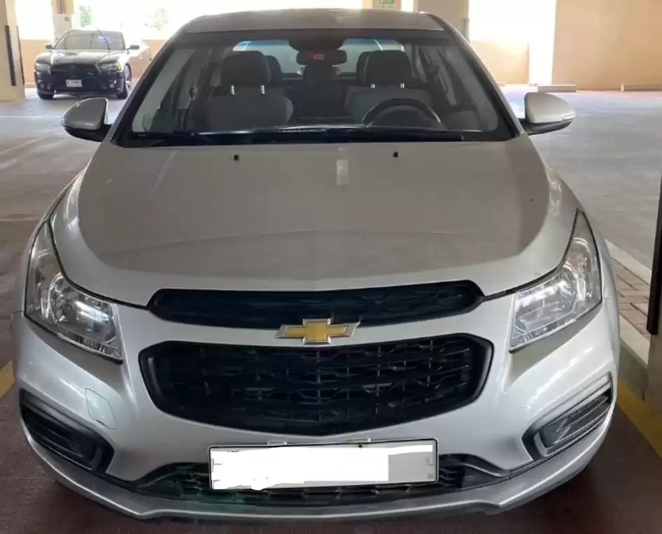 مستعملة Chevrolet Cruze للبيع في دبي #17536 - 1  صورة 