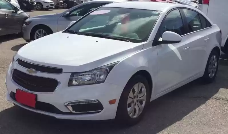 مستعملة Chevrolet Cruze للبيع في دبي #17543 - 1  صورة 