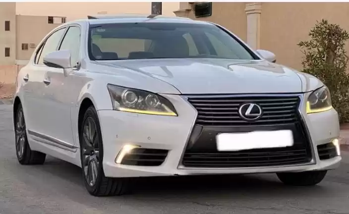 Gebraucht Lexus LS 460 Zu verkaufen in Riad #17725 - 1  image 