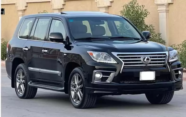 Utilisé Lexus LX À vendre au Riyad #17731 - 1  image 