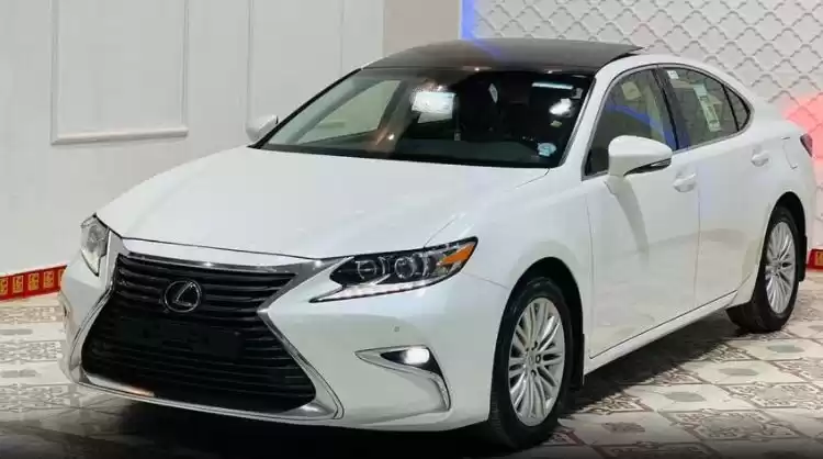 Usado Lexus ES Venta en Riad #17769 - 1  image 