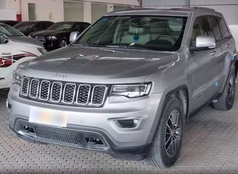 مستعملة Jeep Grand Cherokee للبيع في الرياض #17808 - 1  صورة 
