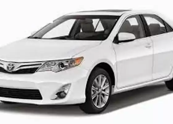 Использовал Toyota Camry Аренда в Кувейт #18077 - 1  image 