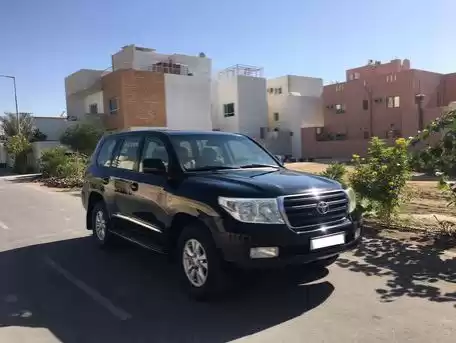 مستعملة Toyota Land Cruiser للبيع في المنامة #18409 - 1  صورة 