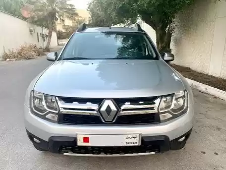 استفاده شده Renault Unspecified برای اجاره که در المنامه #18586 - 1  image 