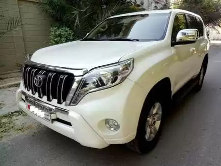 مستعملة Toyota Prado للإيجار في المنامة #18629 - 1  صورة 
