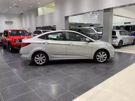 مستعملة Hyundai Accent للإيجار في المنامة #18664 - 1  صورة 