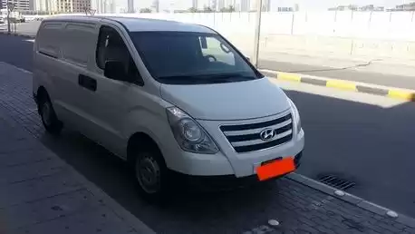 استفاده شده Hyundai Unspecified برای اجاره که در المنامه #18665 - 1  image 