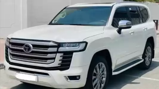 مستعملة Toyota Unspecified للإيجار في دبي #18675 - 1  صورة 
