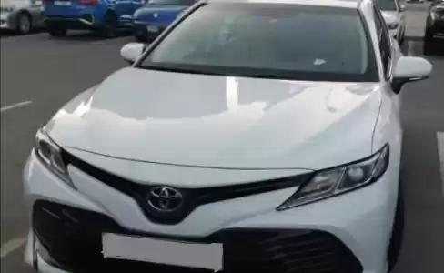 Использовал Toyota Camry Аренда в Дубай #18685 - 1  image 
