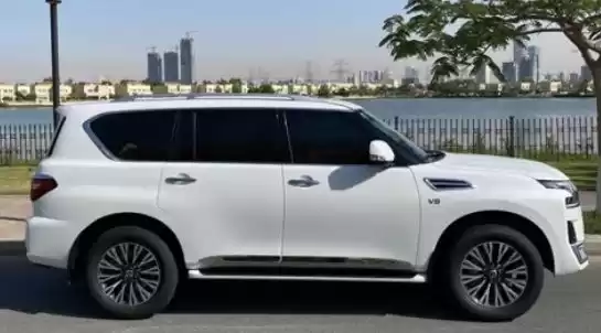 مستعملة Nissan Patrol للإيجار في دبي #18708 - 1  صورة 