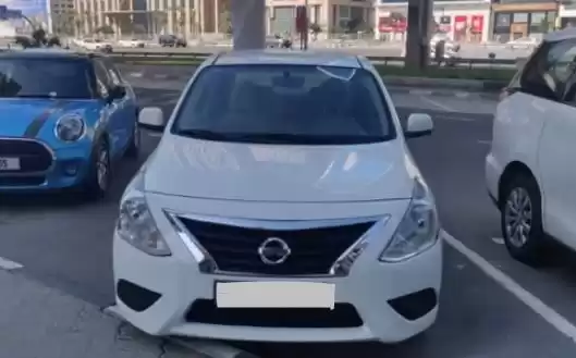 استفاده شده Nissan Sunny برای اجاره که در دبی #18718 - 1  image 