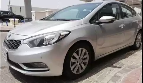 مستعملة Kia Cerato للإيجار في دبي #18757 - 1  صورة 