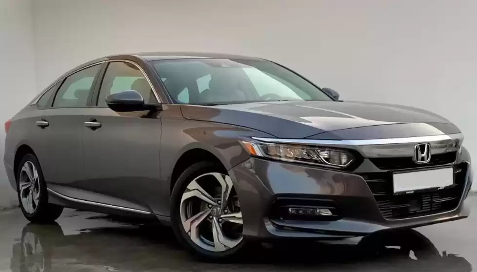 مستعملة Honda Accord للإيجار في دبي #18902 - 1  صورة 
