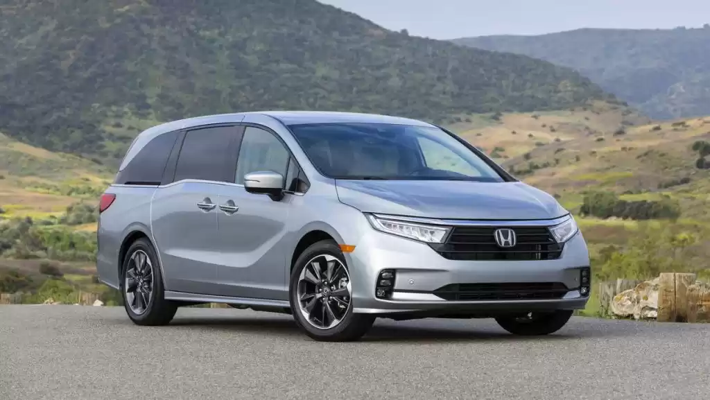استفاده شده Honda Odyssey برای اجاره که در دبی #18937 - 1  image 