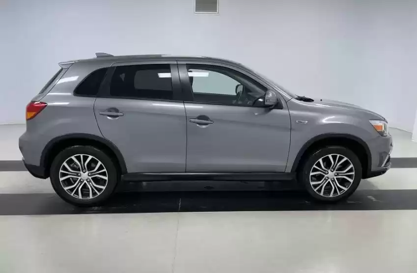مستعملة Mitsubishi Unspecified للإيجار في دبي #19008 - 1  صورة 