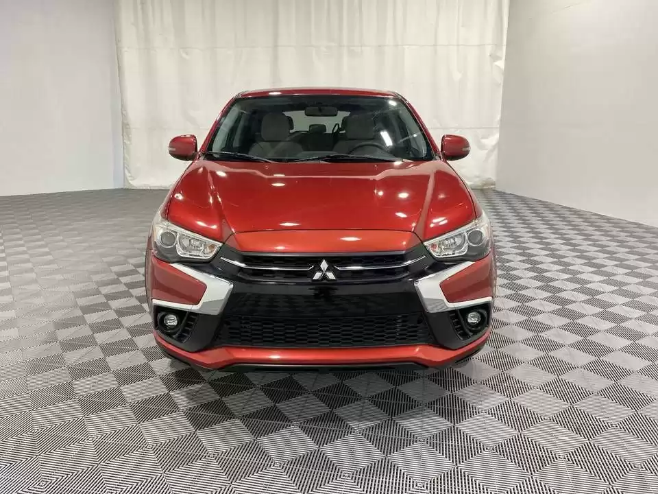 استفاده شده Mitsubishi Unspecified برای اجاره که در دبی #19009 - 1  image 