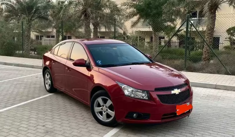 مستعملة Chevrolet Cruze للبيع في دبي #19050 - 1  صورة 