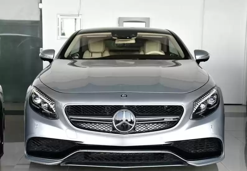 مستعملة Mercedes-Benz Unspecified للبيع في دبي #19096 - 1  صورة 