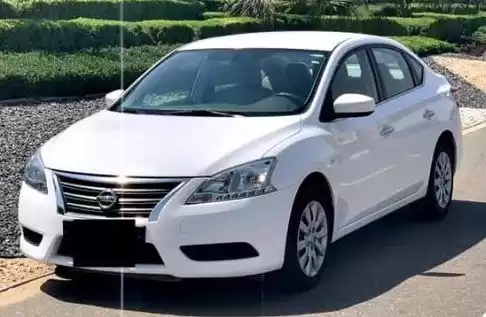 مستعملة Nissan Sentra للبيع في دبي #19113 - 1  صورة 
