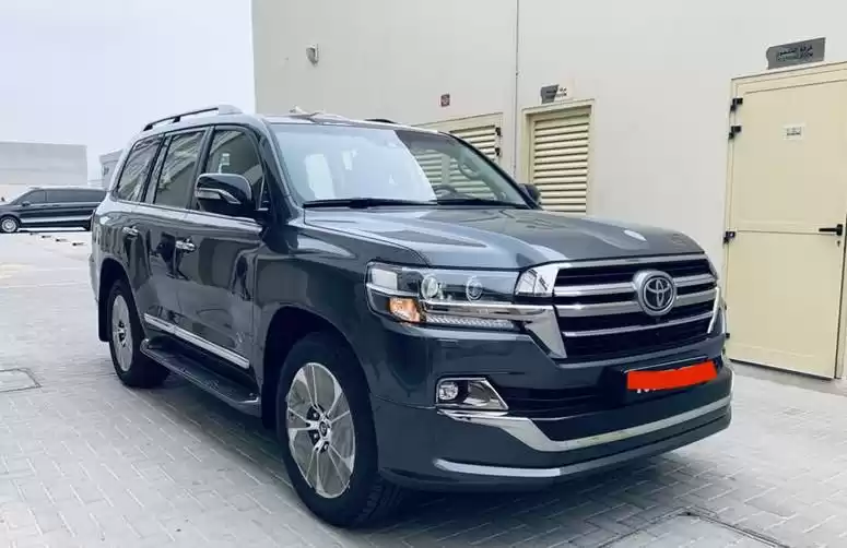 مستعملة Toyota Land Cruiser للبيع في دبي #19124 - 1  صورة 