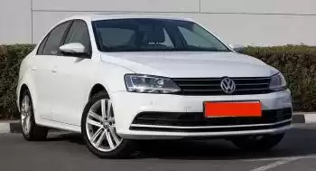 Использовал Volkswagen Jetta Продается в Дубай #19139 - 1  image 