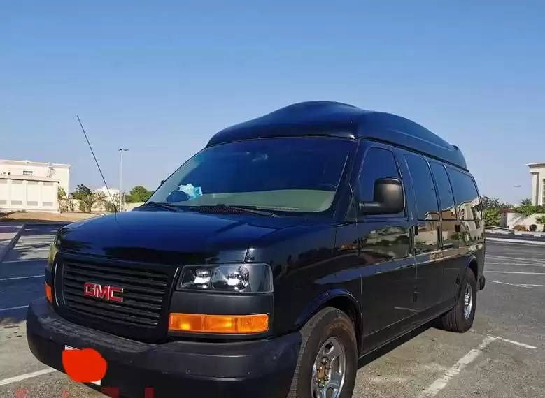 مستعملة GMC Savana للبيع في دبي #19141 - 1  صورة 