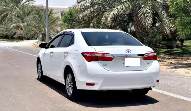 Использовал Toyota Corolla Продается в Дубай #19165 - 1  image 