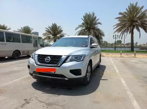 استفاده شده Nissan Pathfinder برای فروش که در دبی #19232 - 1  image 