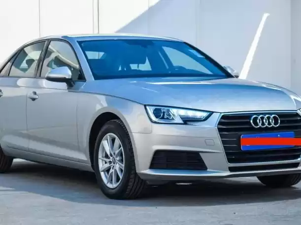 Использовал Audi A4 Продается в Дубай #19313 - 1  image 