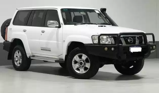 استفاده شده Nissan Unspecified برای اجاره که در دبی #19400 - 1  image 