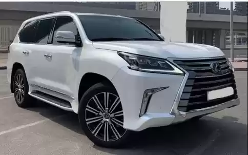 مستعملة Lexus Unspecified للإيجار في دبي #19416 - 1  صورة 