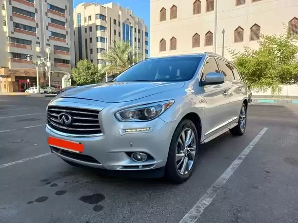Использовал Infiniti Unspecified Продается в Дубай #19548 - 1  image 