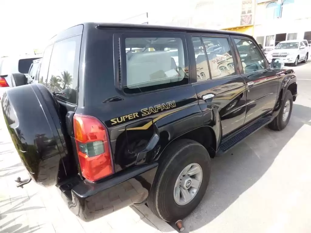 استفاده شده Nissan Patrol برای فروش که در دمشق #19723 - 1  image 