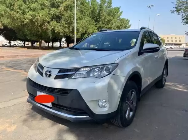 Использовал Toyota RAV4 Аренда в Эр-Рияд #20438 - 1  image 