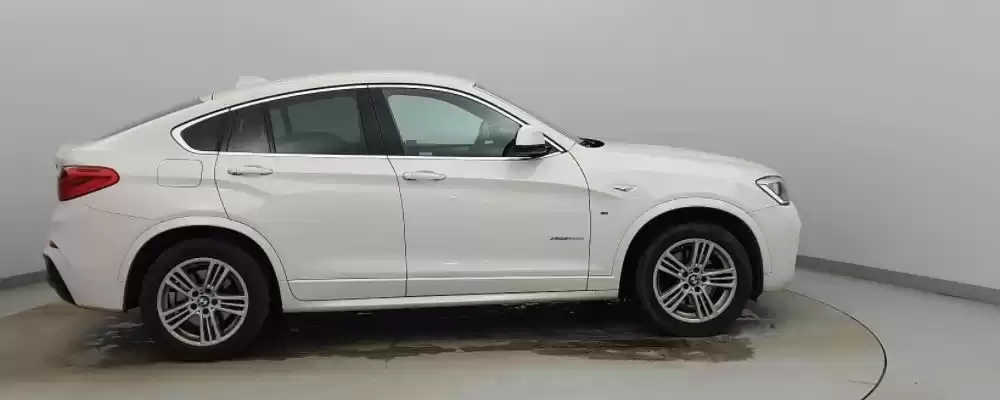 استفاده شده BMW Unspecified برای اجاره که در دبی #20491 - 1  image 