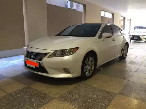 Использовал Lexus ES Аренда в Эр-Рияд #20536 - 1  image 