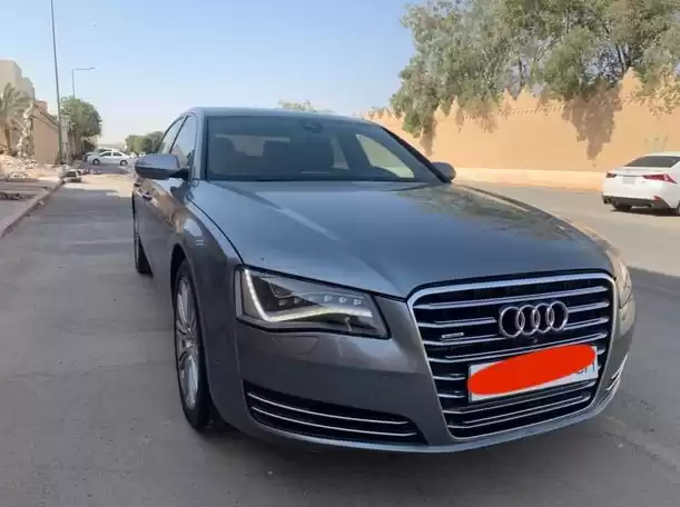 Использовал Audi A8 Аренда в Эр-Рияд #20545 - 1  image 