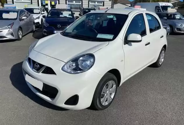 مستعملة Nissan Micra للإيجار في دبي #20661 - 1  صورة 
