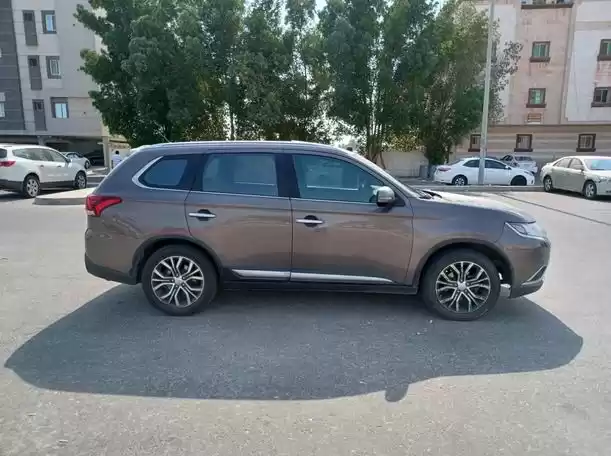 Gebraucht Mitsubishi Outlander Zu vermieten in Riad #20757 - 1  image 